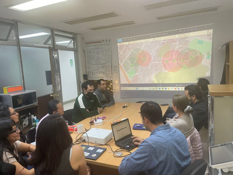Reunión de trabajo para ajustes a los instrumentos piloteados en Manzanillo